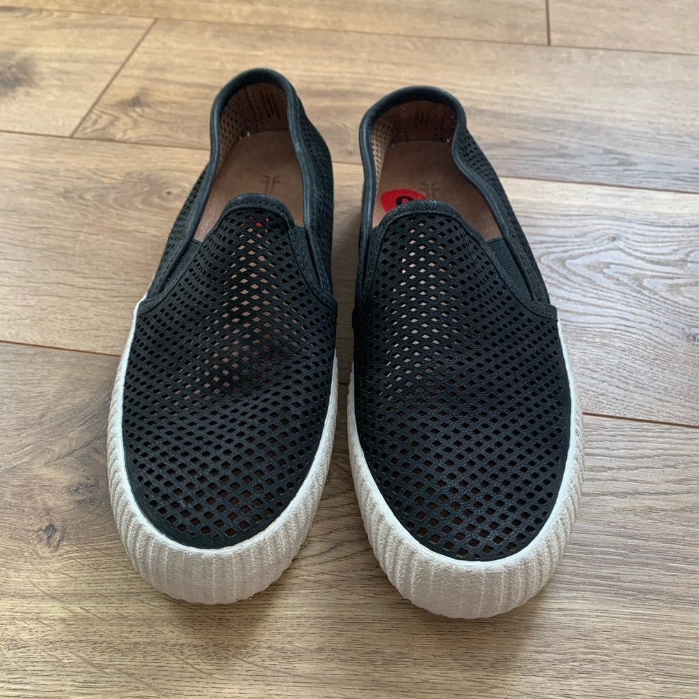 🆕Women’s Frye Camille Perf Loafer Sneakers Size 6